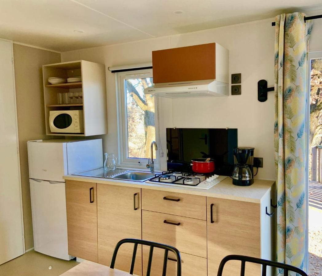 Camping Les Chenes Chauzon Exterior photo